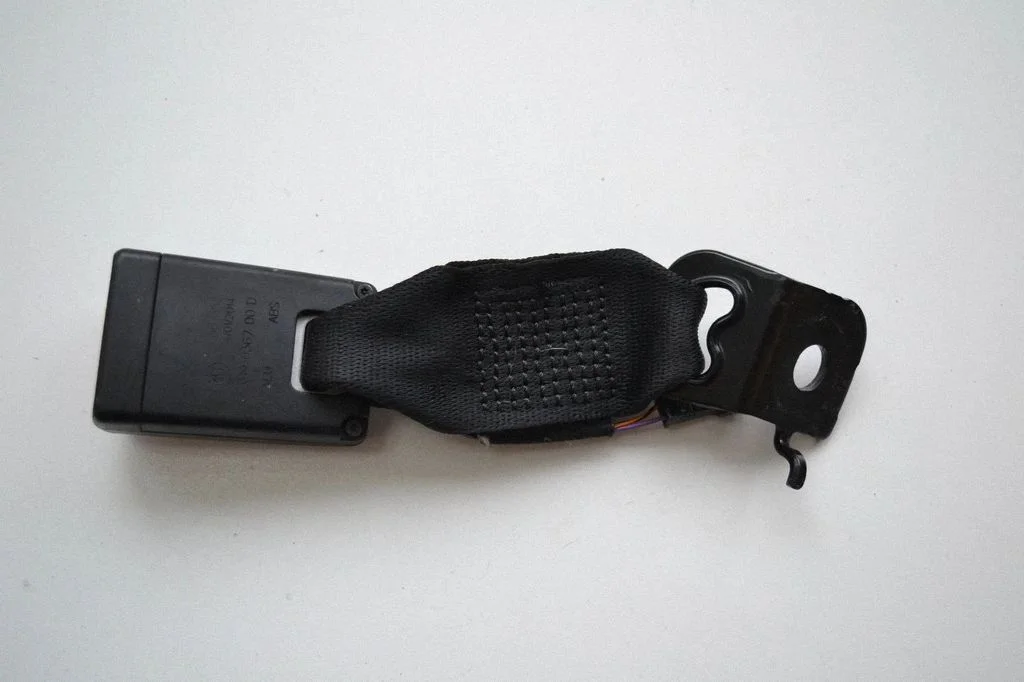 Tagumise turvavöö pannal – BMW 3-seeria F30 F35 F31 (2012-2018)