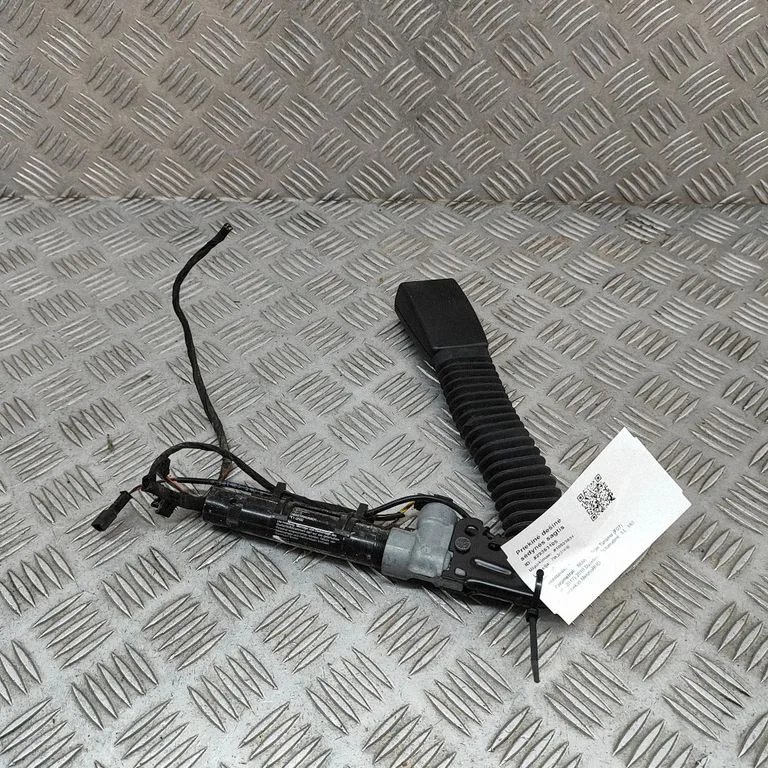 Priekšējās drošības jostas sprādze 9115305