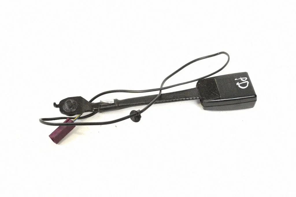 Zapięcie pasa przednie BM5161208ABW