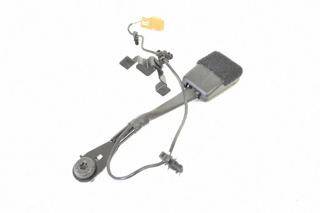 Front seatbelt buckle FK7261208AD