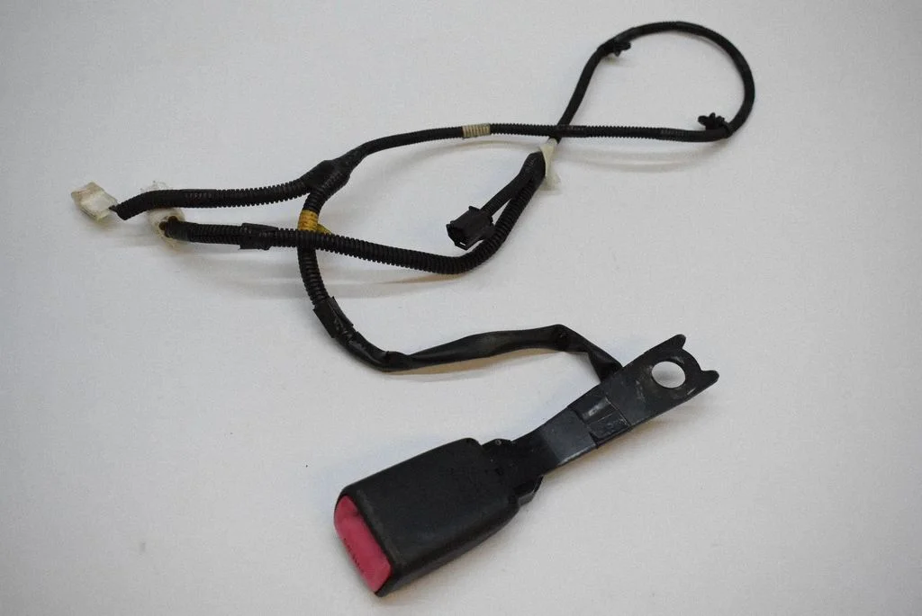 Eesmise turvavöö pannal – Lexus GS 300 350 430 450H (2005-2012)