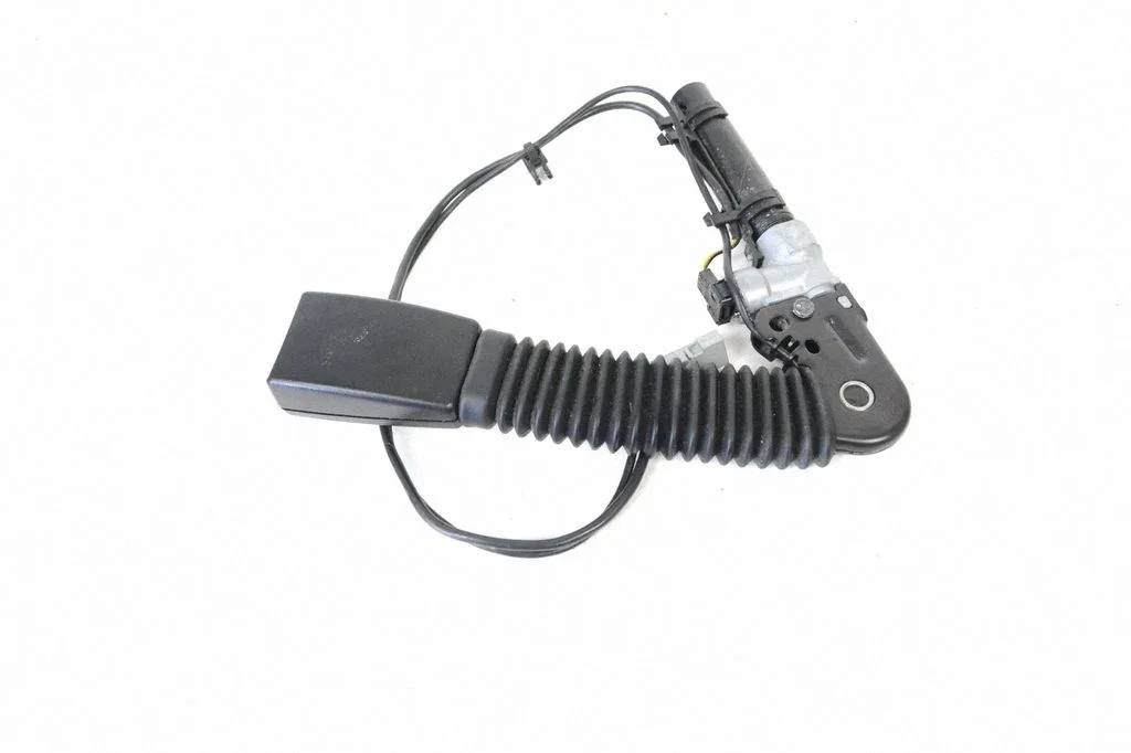 Front seatbelt buckle 6101837