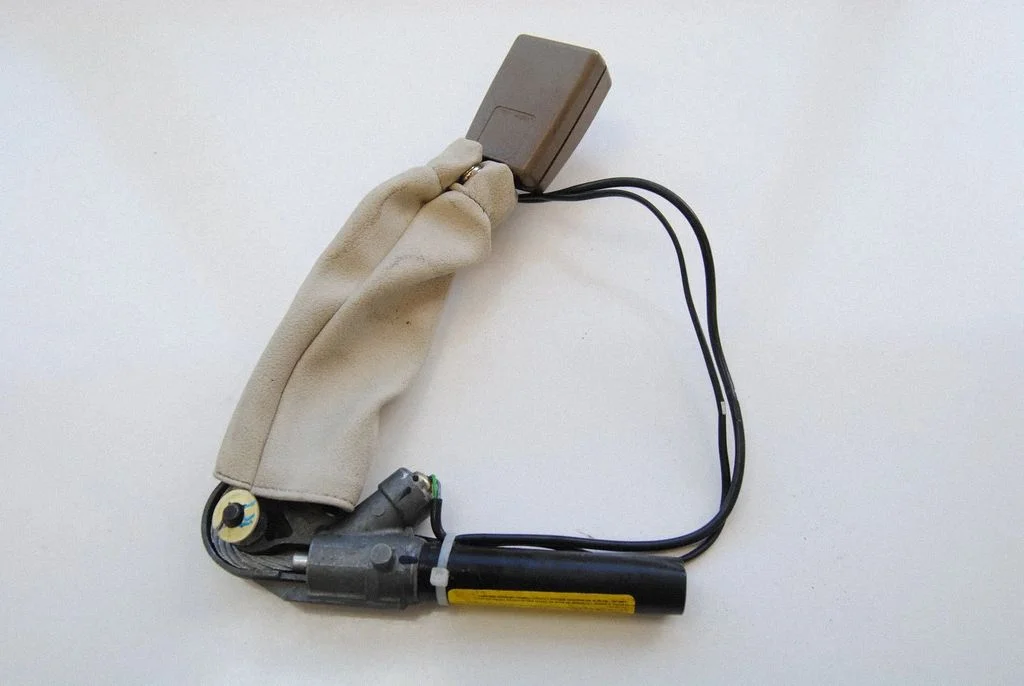 Front seatbelt buckle 2W93F61202ABAEK