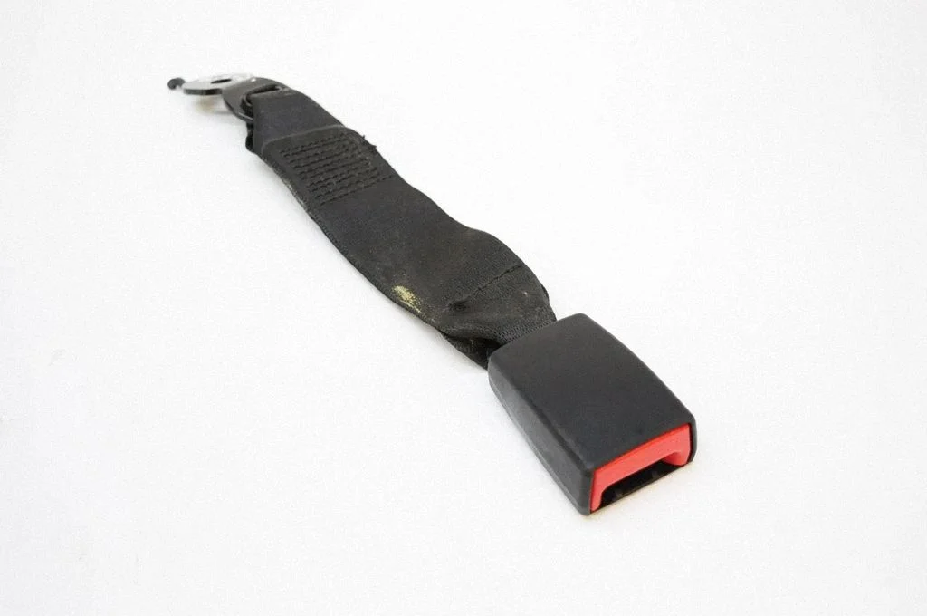 Keskmise turvavöö pannal (tagumine) – BMW 7-seeria F01 F02 F03 F04 (2008-2016)