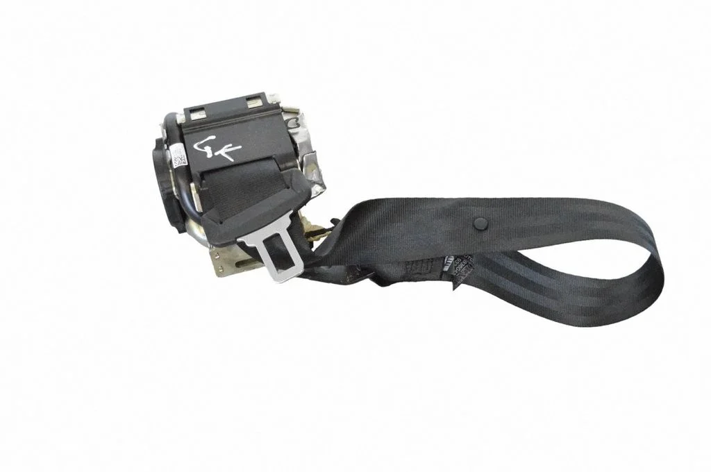 Rear seatbelt – Volvo S90, V90 (2016-)