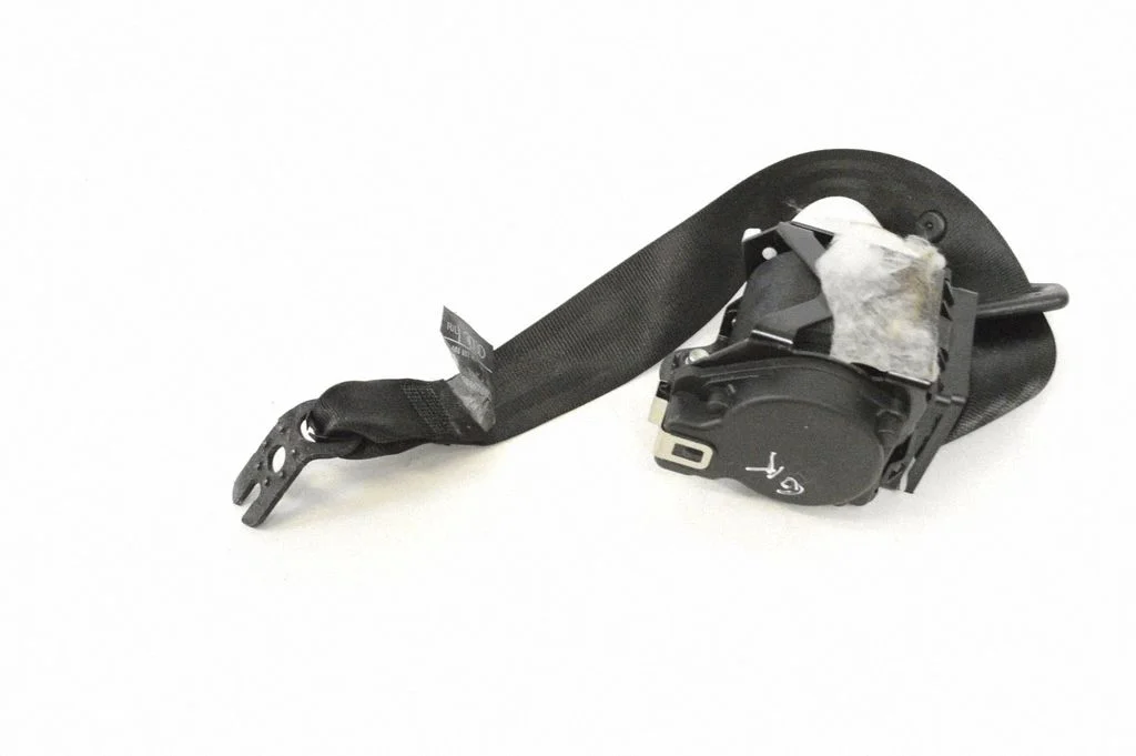 Rear seatbelt 4G8857805