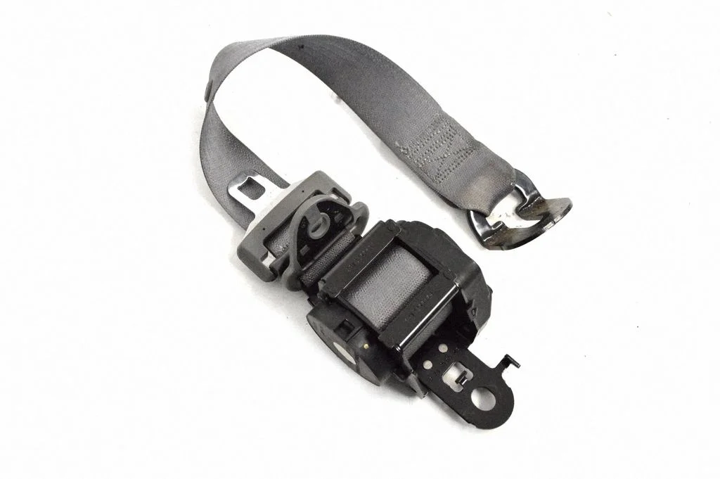 Tagumine turvavöö P1CL92BD5AA