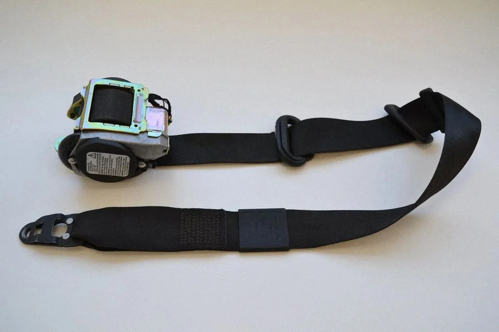 Rear seatbelt – Audi A8 S8 D3 4E (2002-2009)