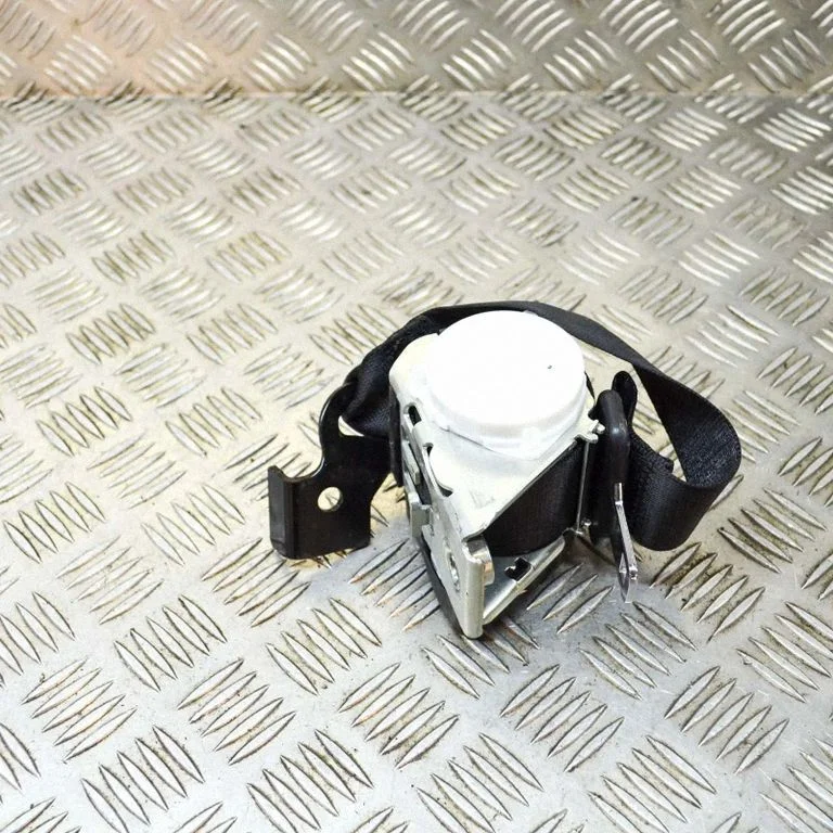 Rear seatbelt – Mini One - Cooper F56 F55 (2013-)