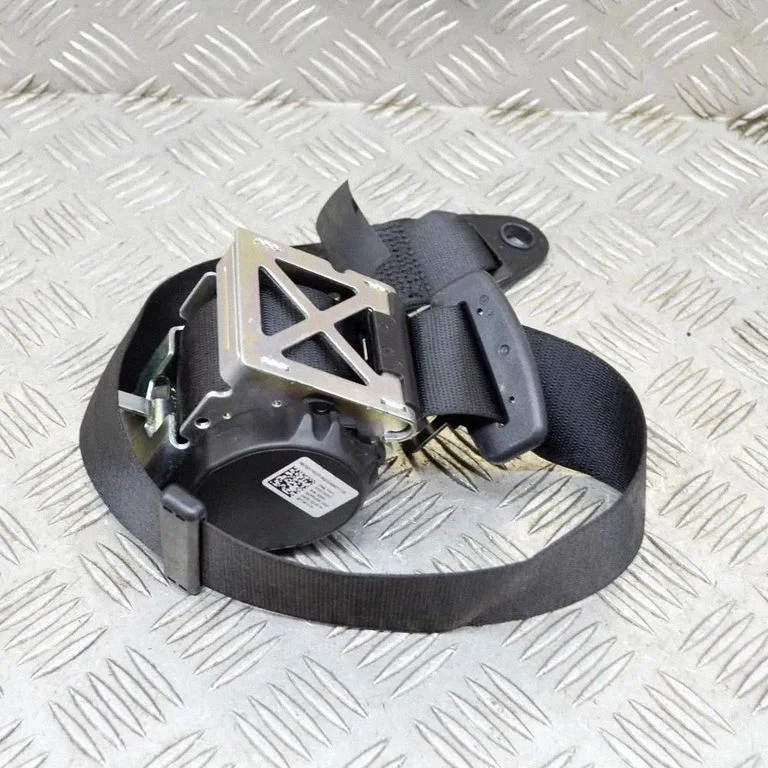Aizmugurējā drošības josta 627041600
