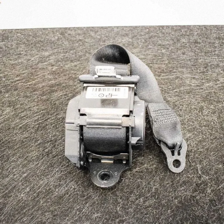 Pas bezpieczeństwa tylny – BMW Seria 1 F20 F21 (2011-2019)