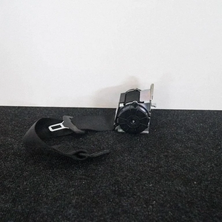 Aizmugurējā drošības josta 607051100D