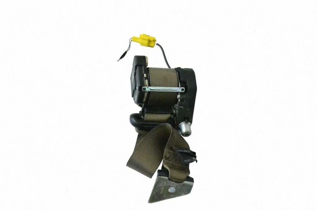 Rear seatbelt 4R83F611B69AAAMB