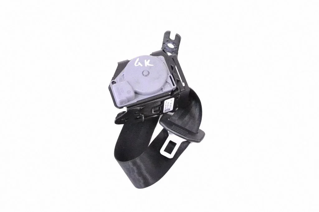 Tagumine turvavöö 4G8857805G