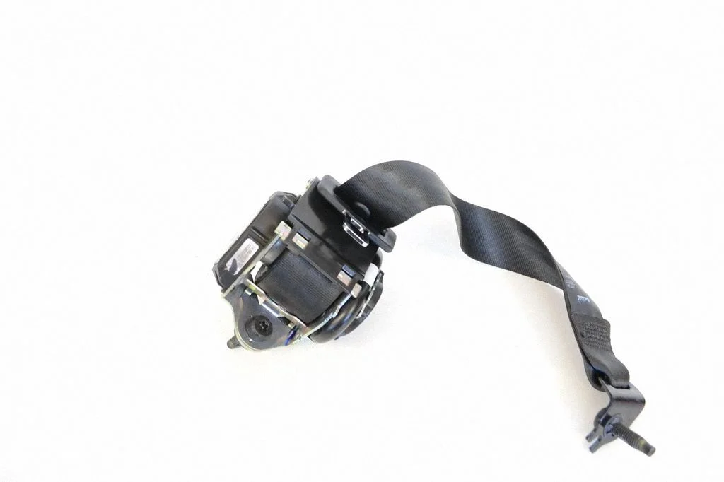 Rear seatbelt JX7BA611B68AFW