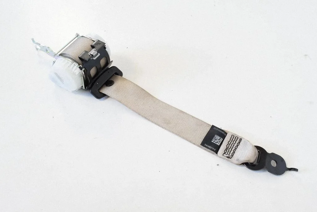 Tagumine turvavöö 9163240