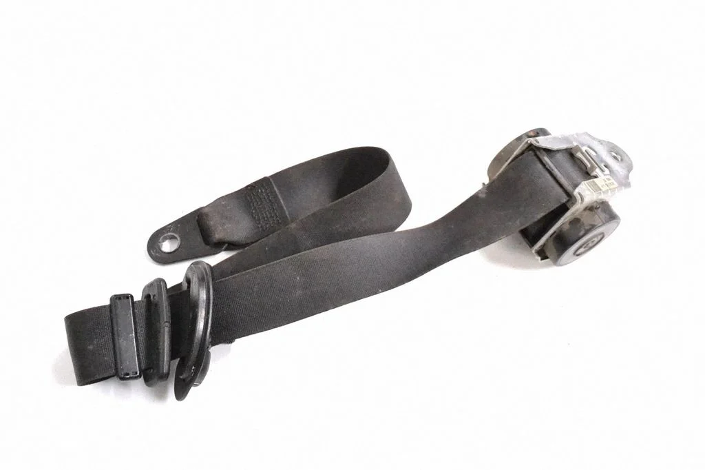 Front seatbelt – Mini One - Cooper Clubman R55 (2006-2014)