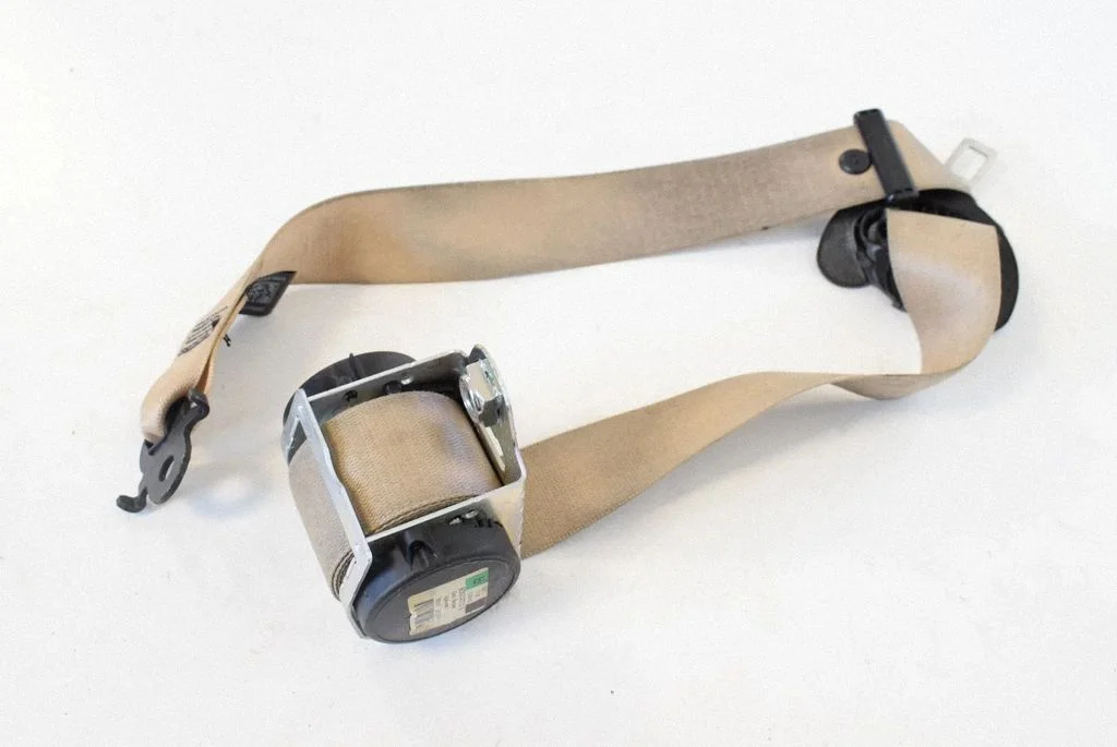 Front seatbelt 9164478