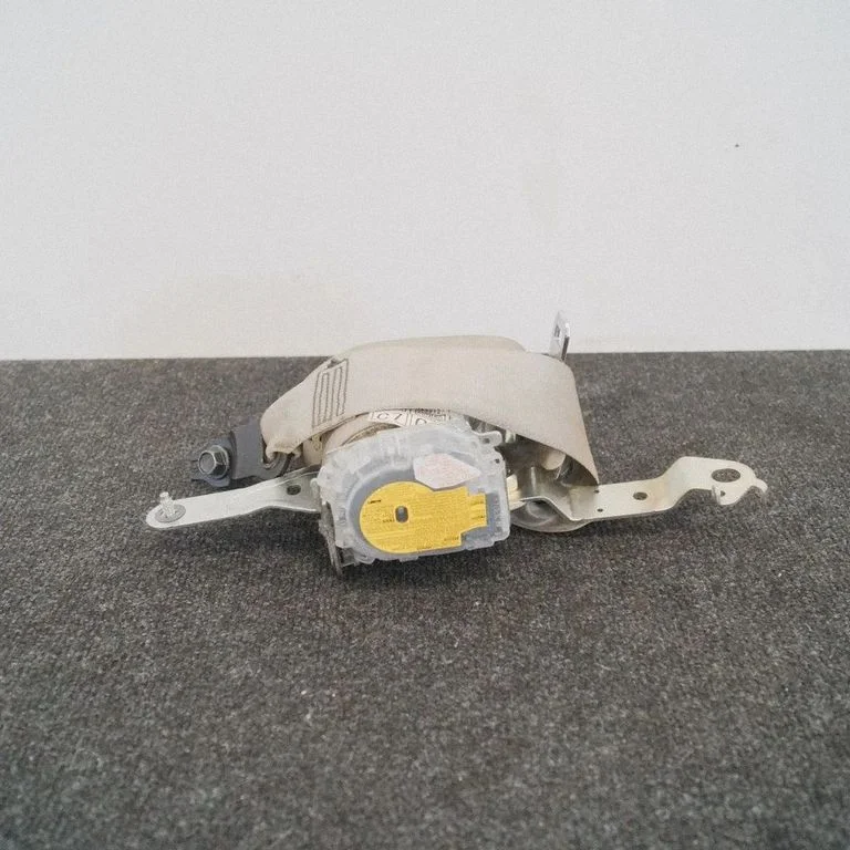 Priekšējā drošības josta E40432127