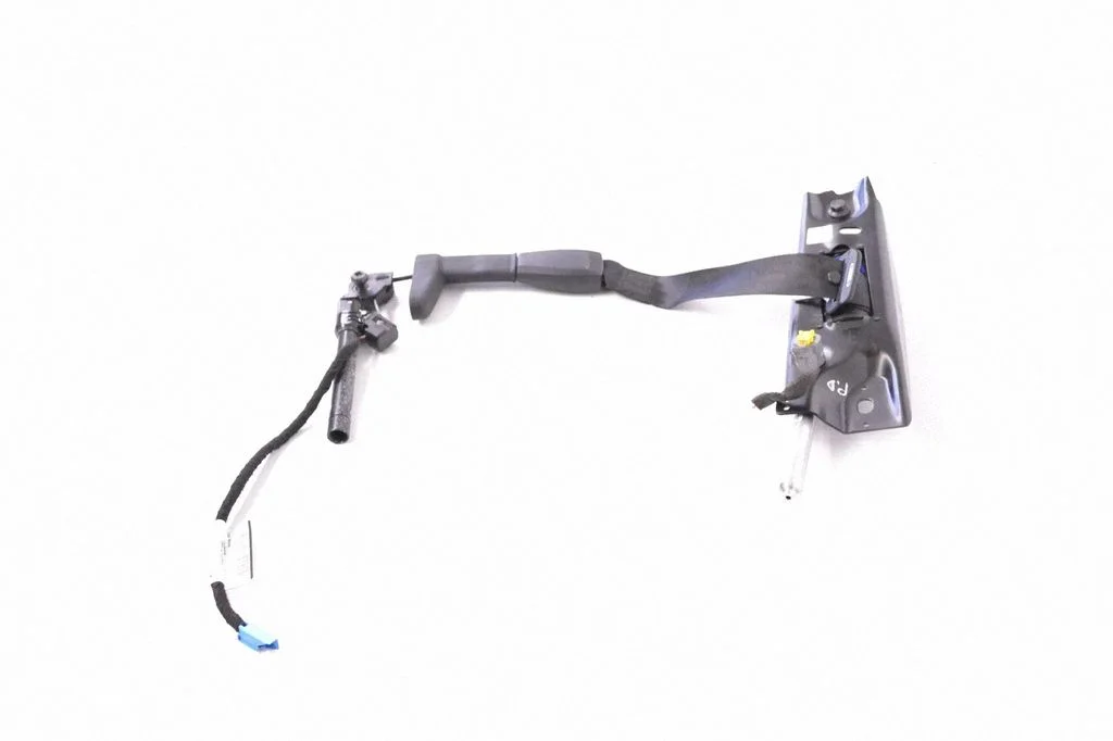 Front seatbelt 30749764A