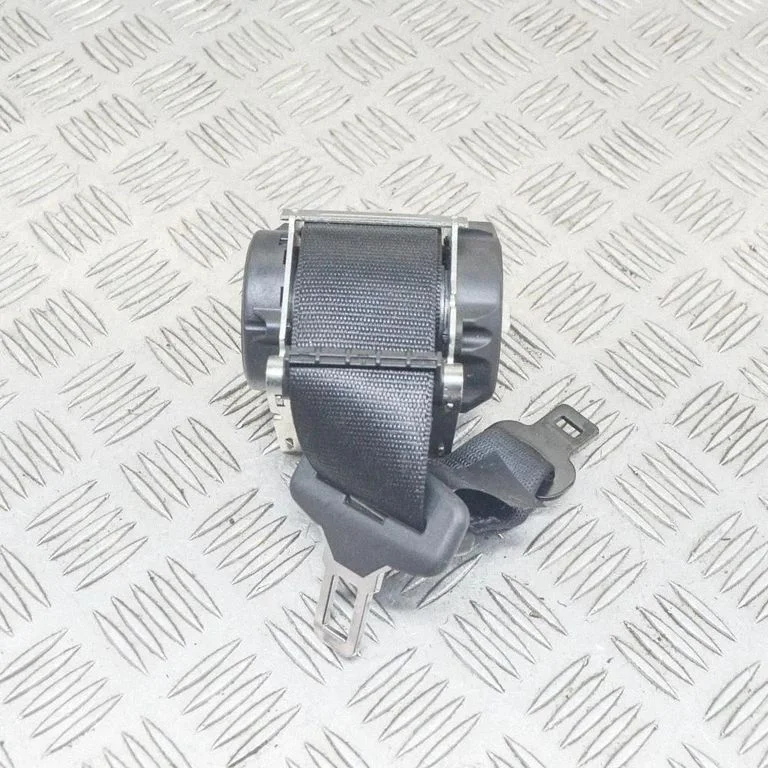 Middle seatbelt (rear) 627041100