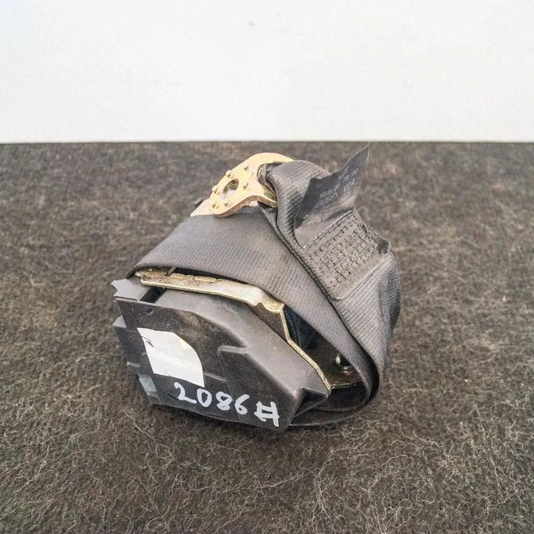Vidējā drošības josta (aizmugurē) 4D0857807C