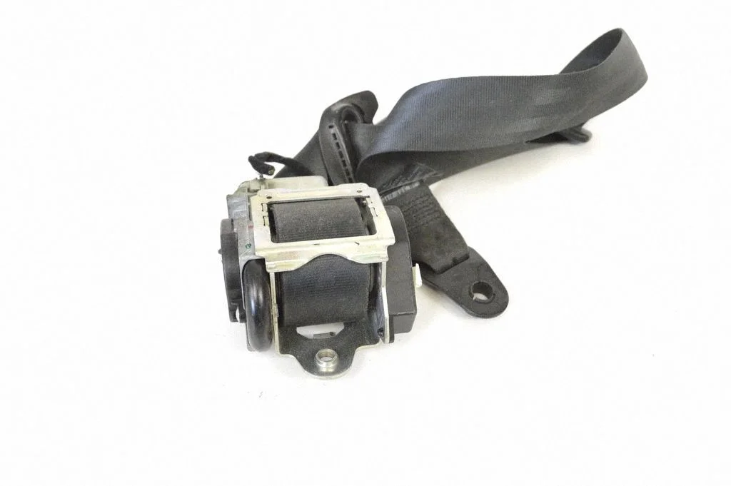Front seatbelt – Land Rover Range Rover Sport L494 (2013-)