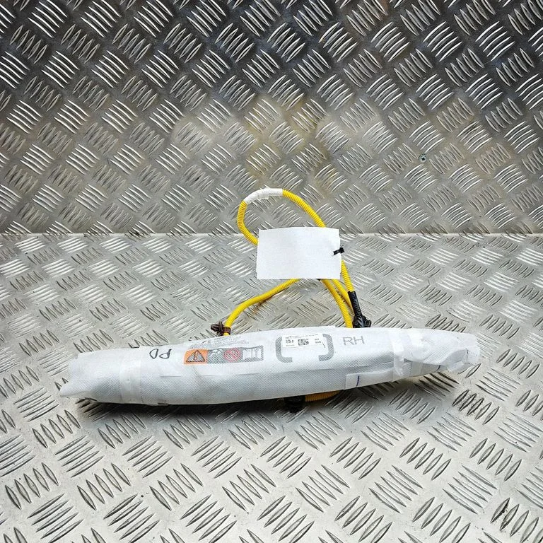 Seat airbag – Toyota Yaris Cross (2020-)