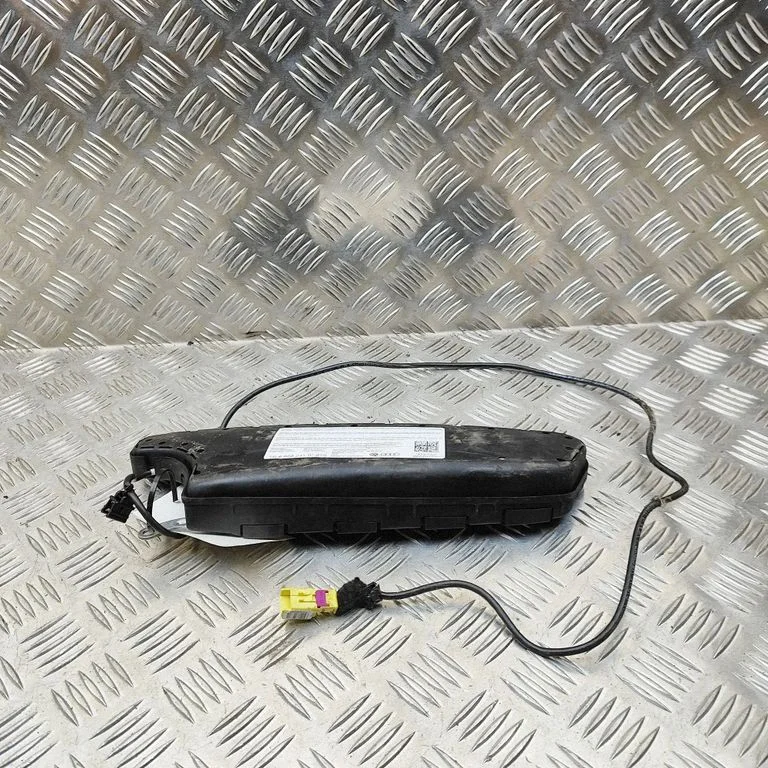 Sēdekļa drošības spilvens 4L0880241B