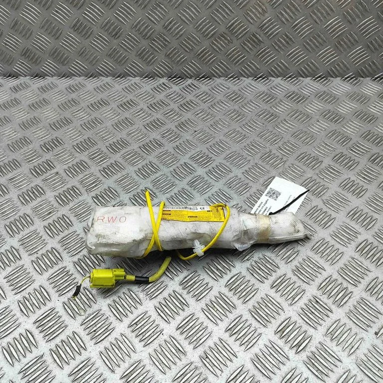 Seat airbag – Toyota Auris E180 (2012-2018)