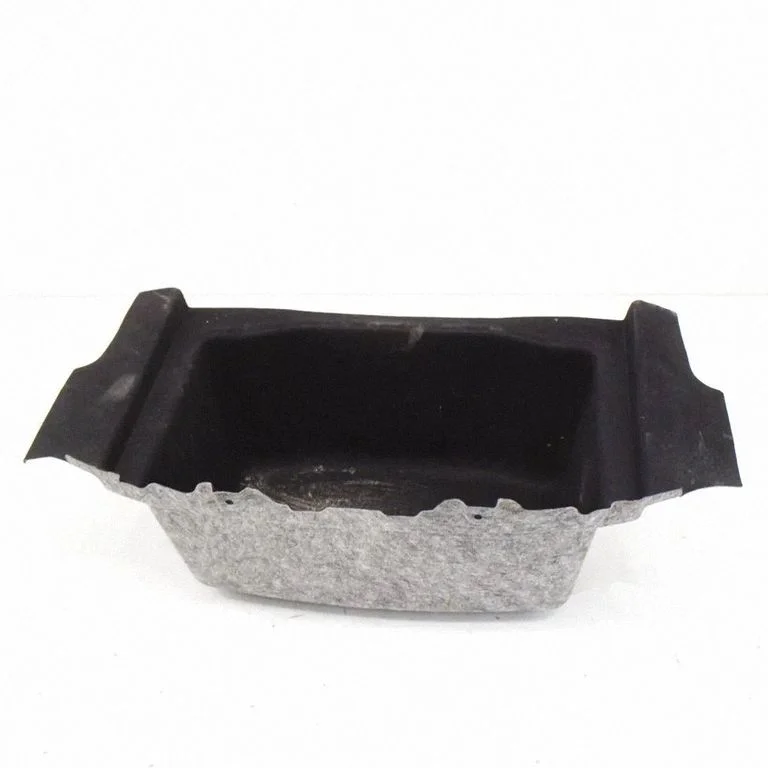 Trunk/boot floor carpet liner