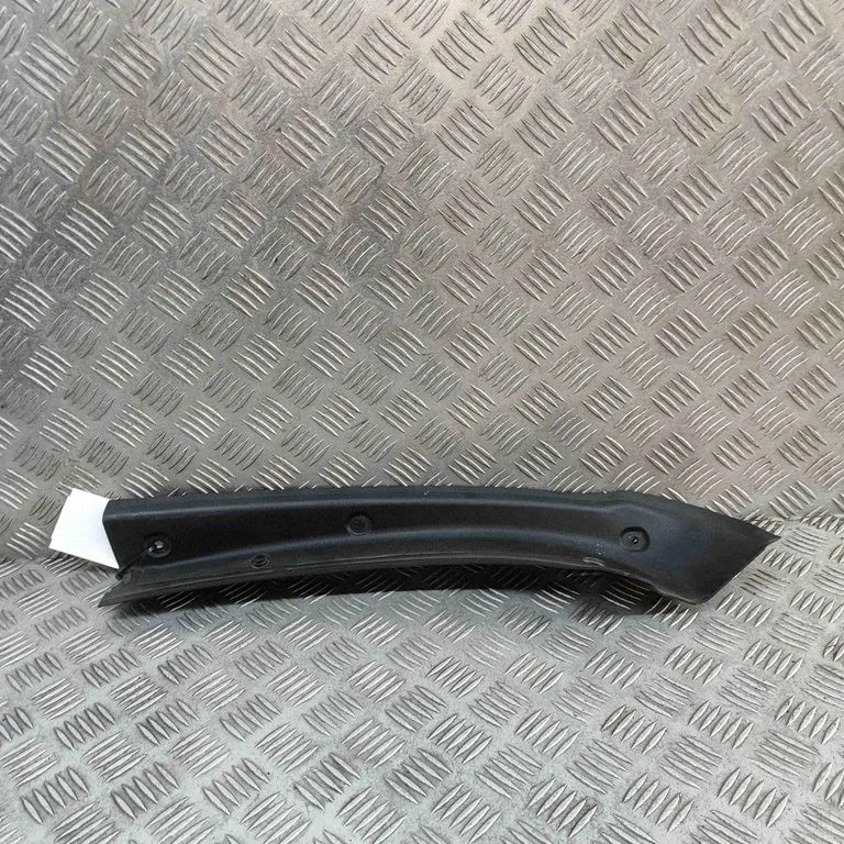 Other trunk/boot trim element A1666930100