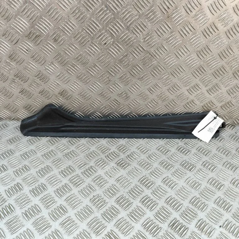 Other trunk/boot trim element – BMW i4 (2021-)