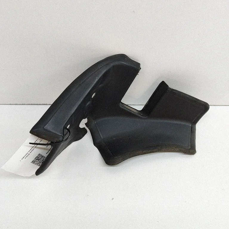 Muu pagasiruumi viimistluse osa J8A244249AE