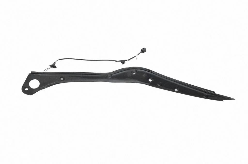 Other trunk/boot trim element 103756000E