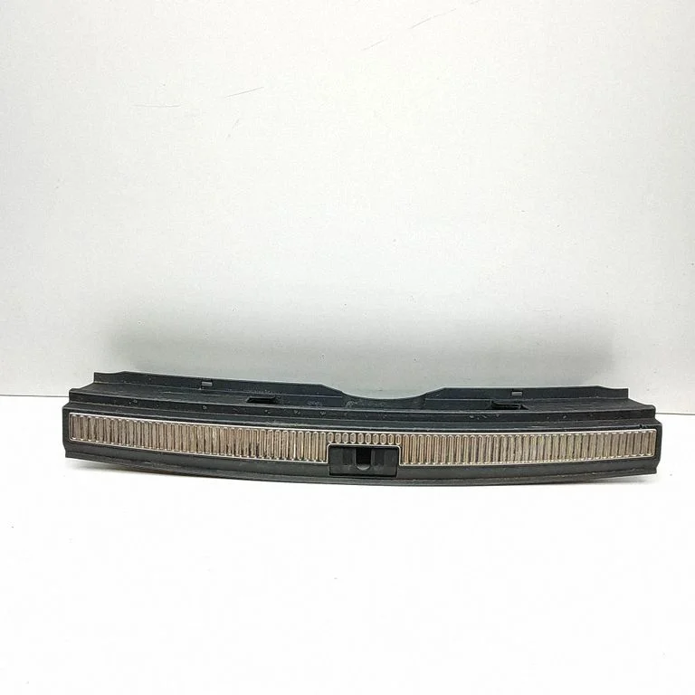 Trunk/boot sill cover protection 3V9863459A