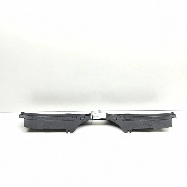 Trunk/boot sill cover protection 31440884