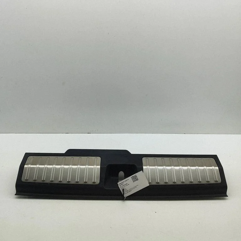 Trunk/boot sill cover protection 95C864483C