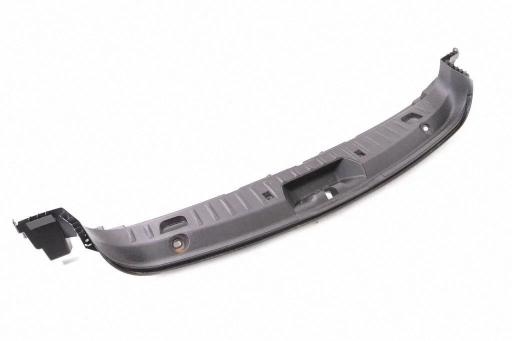 Trunk/boot sill cover protection 9139171