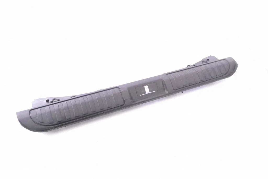 Osłona progu bagażnika DK62425A92A