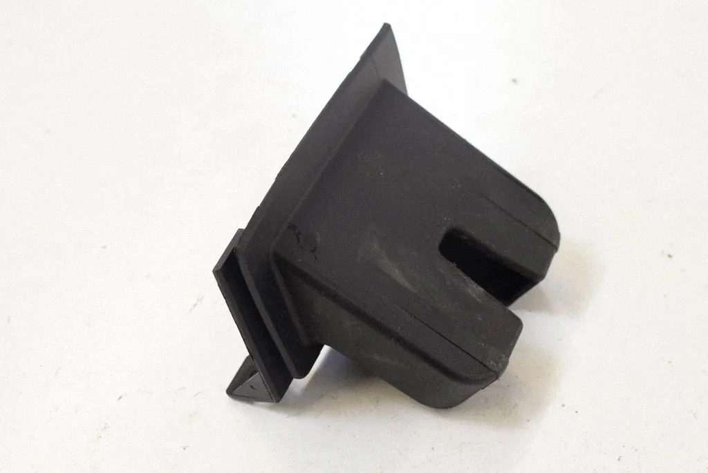 Trunk/boot sill cover protection 3T5827520A