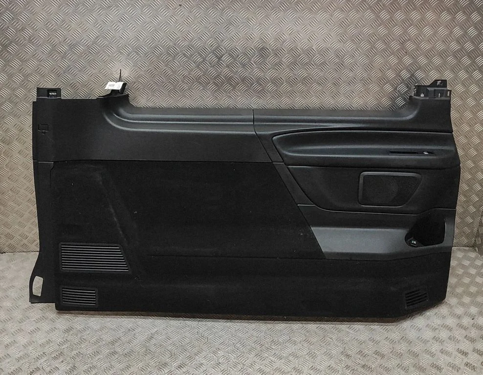 Boczny panel tapicerki bagażnika A4476928000