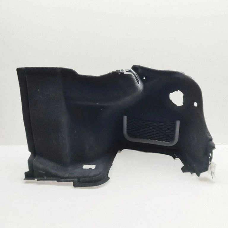 Pagasiruumi külje viimistluspaneel – Lexus GS 250 350 300H 450H (2013-)