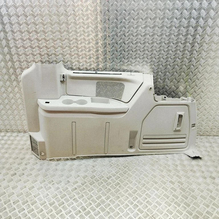 Trunk/boot side trim panel 1HW38BD1AJ