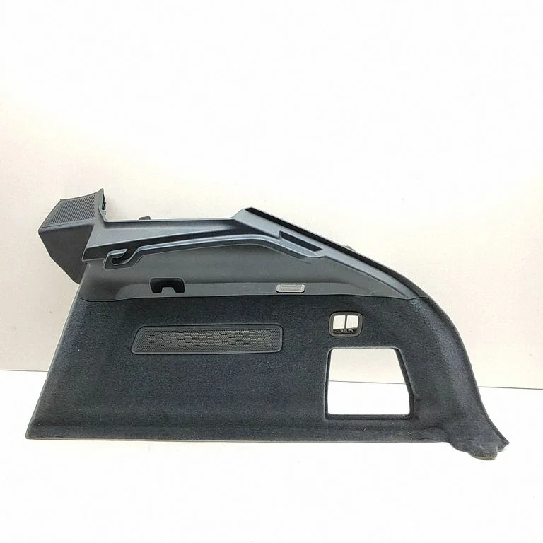 Pagasiruumi külje viimistluspaneel 9Y3867038G