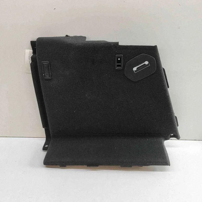 Trunk/boot side trim panel 7245313