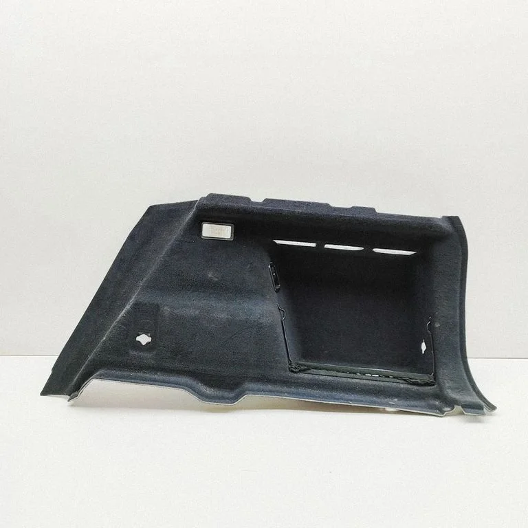 Trunk/boot side trim panel 7425644