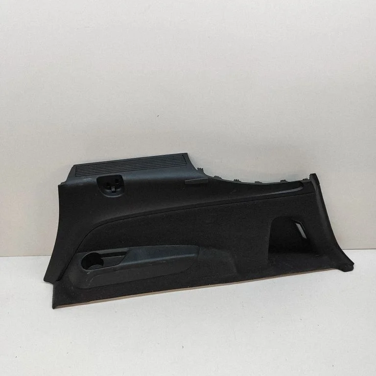 Trunk/boot side trim panel 4M0863880R