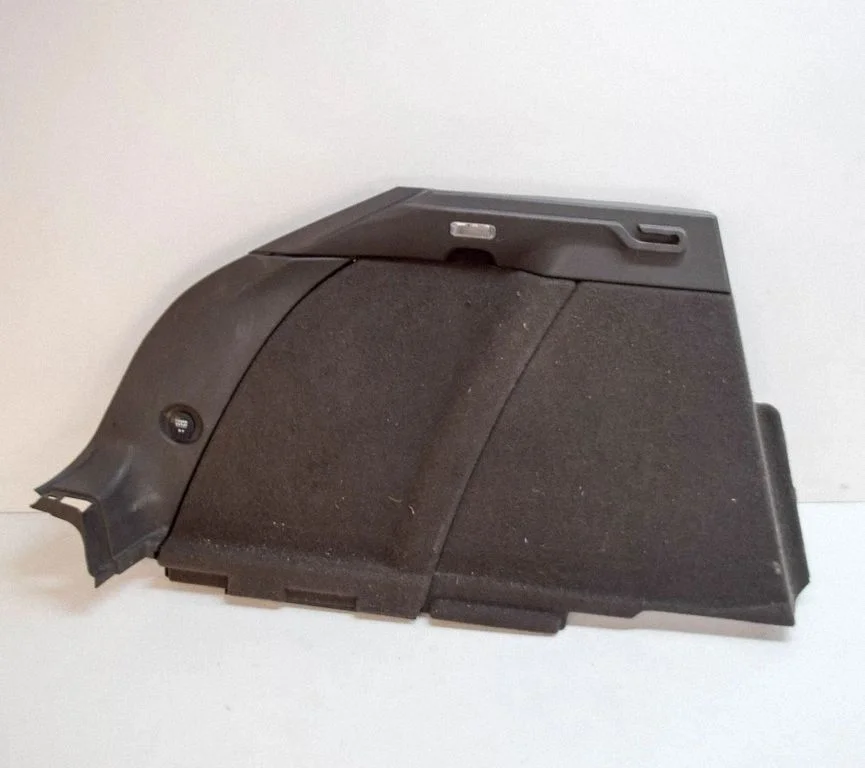 Trunk/boot side trim panel – Porsche Macan (95B) (2014-2018)