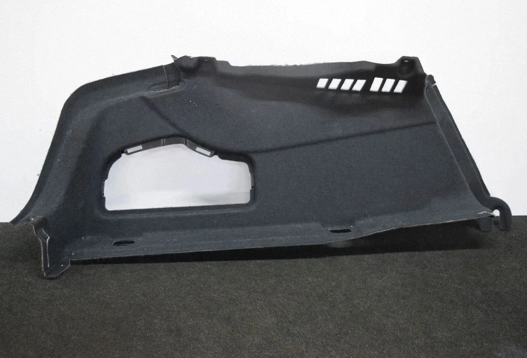 Trunk/boot side trim panel 4G5863887A